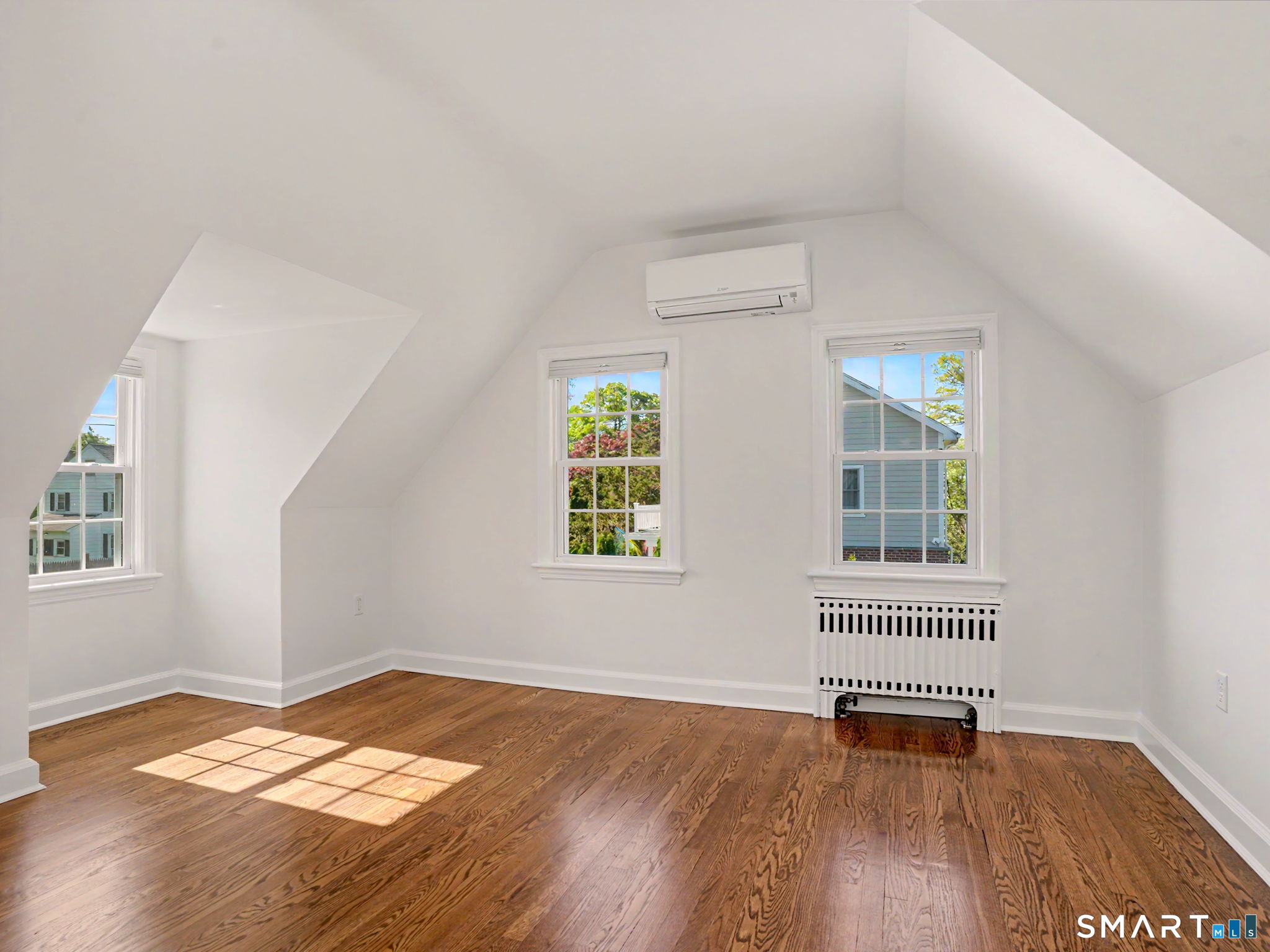 40 Woodbury Avenue Stamford CT 06907
