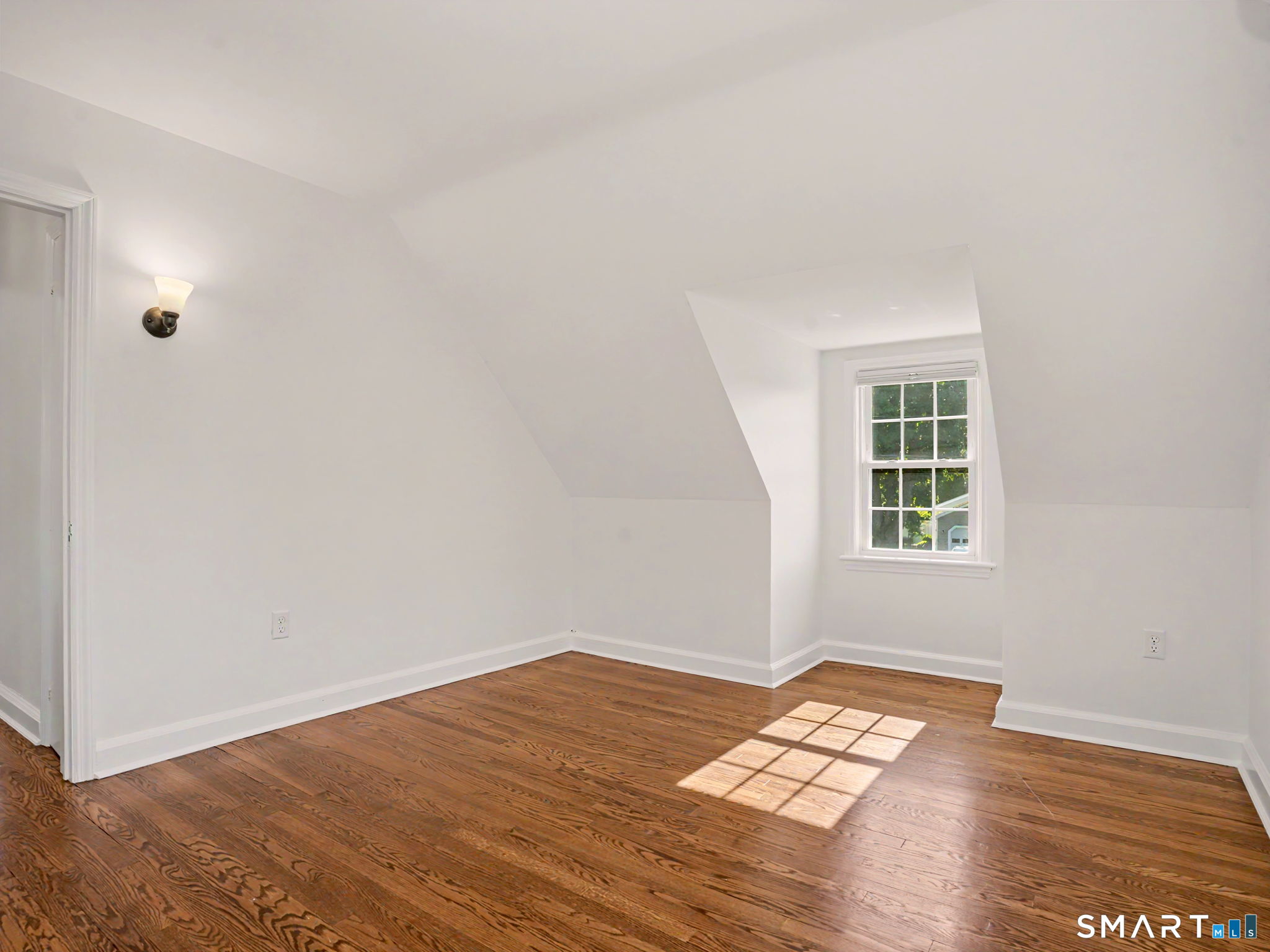 40 Woodbury Avenue Stamford CT 06907