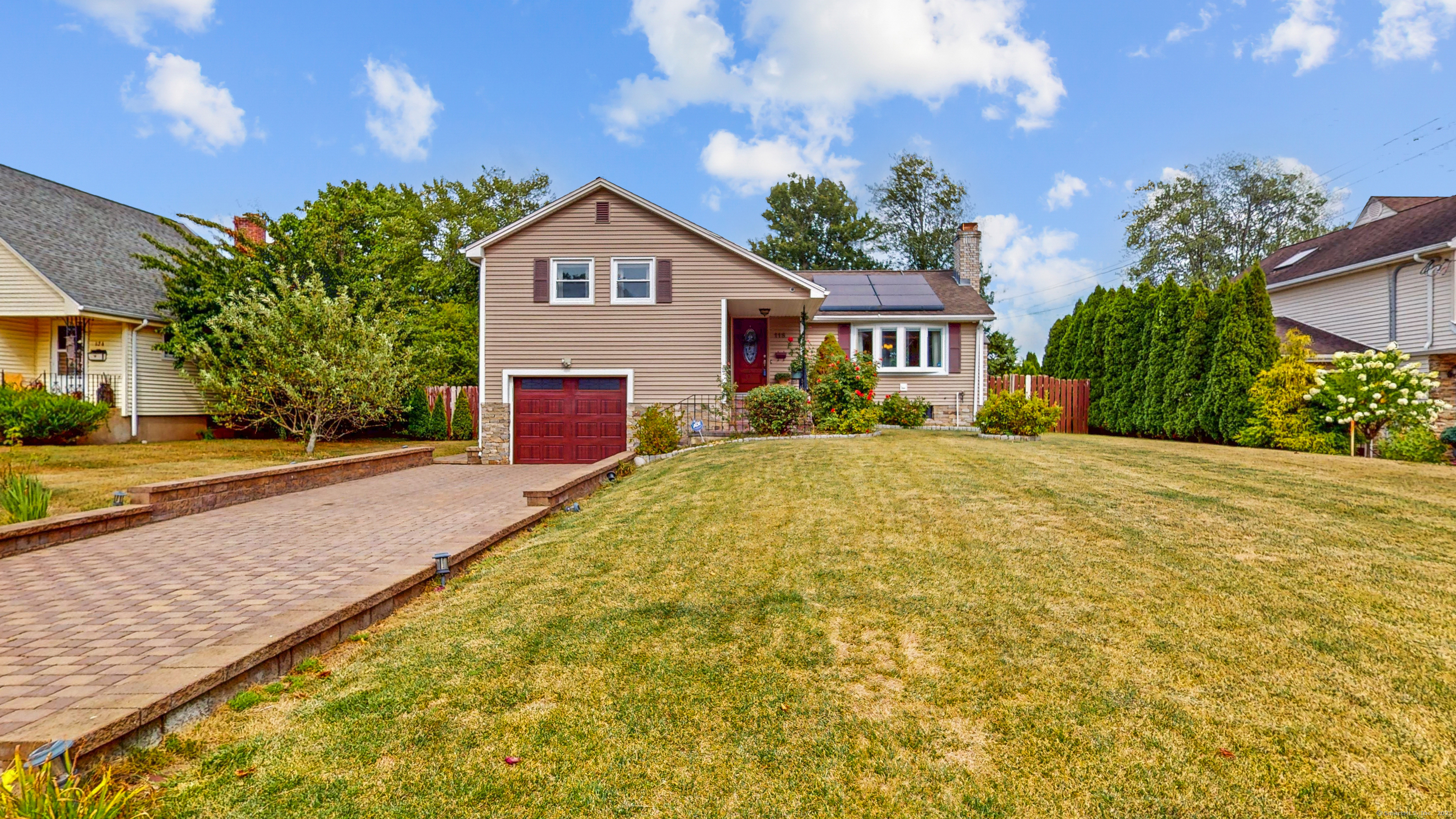 118 Michael Lane Newington CT 06111