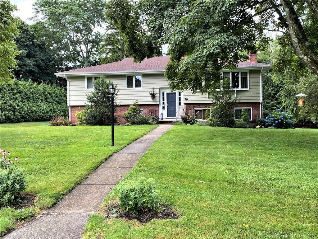 79 Fernwood Drive Colchester CT 06415