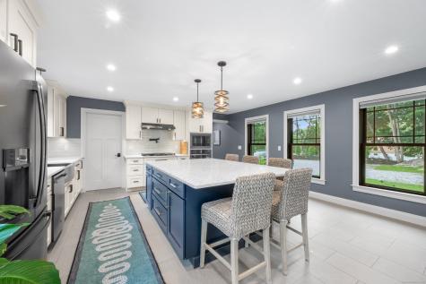 34 Johnny Cake Hill Road Old Lyme CT 06371