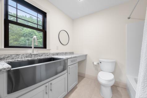 34 Johnny Cake Hill Road Old Lyme CT 06371