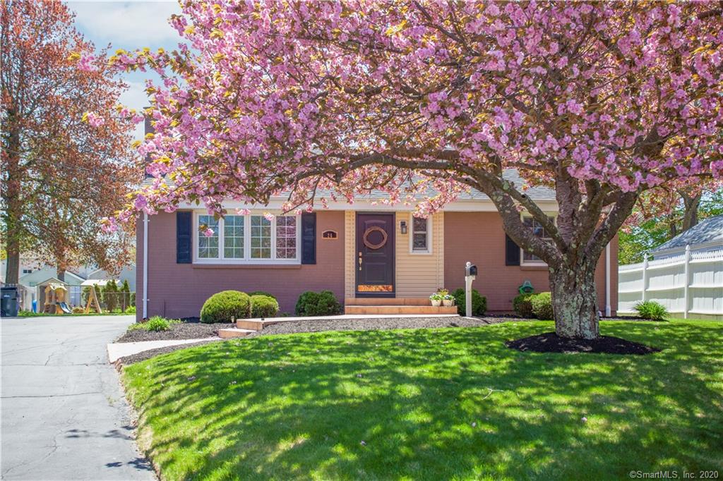 26 Bond Street Wethersfield CT 06109
