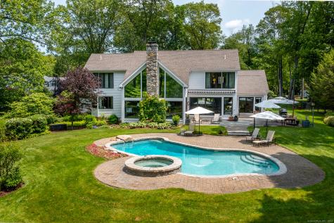 8 Heritage Island Road New Fairfield CT 06812