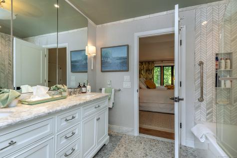 8 Heritage Island Road New Fairfield CT 06812