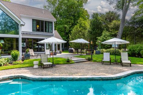 8 Heritage Island Road New Fairfield CT 06812