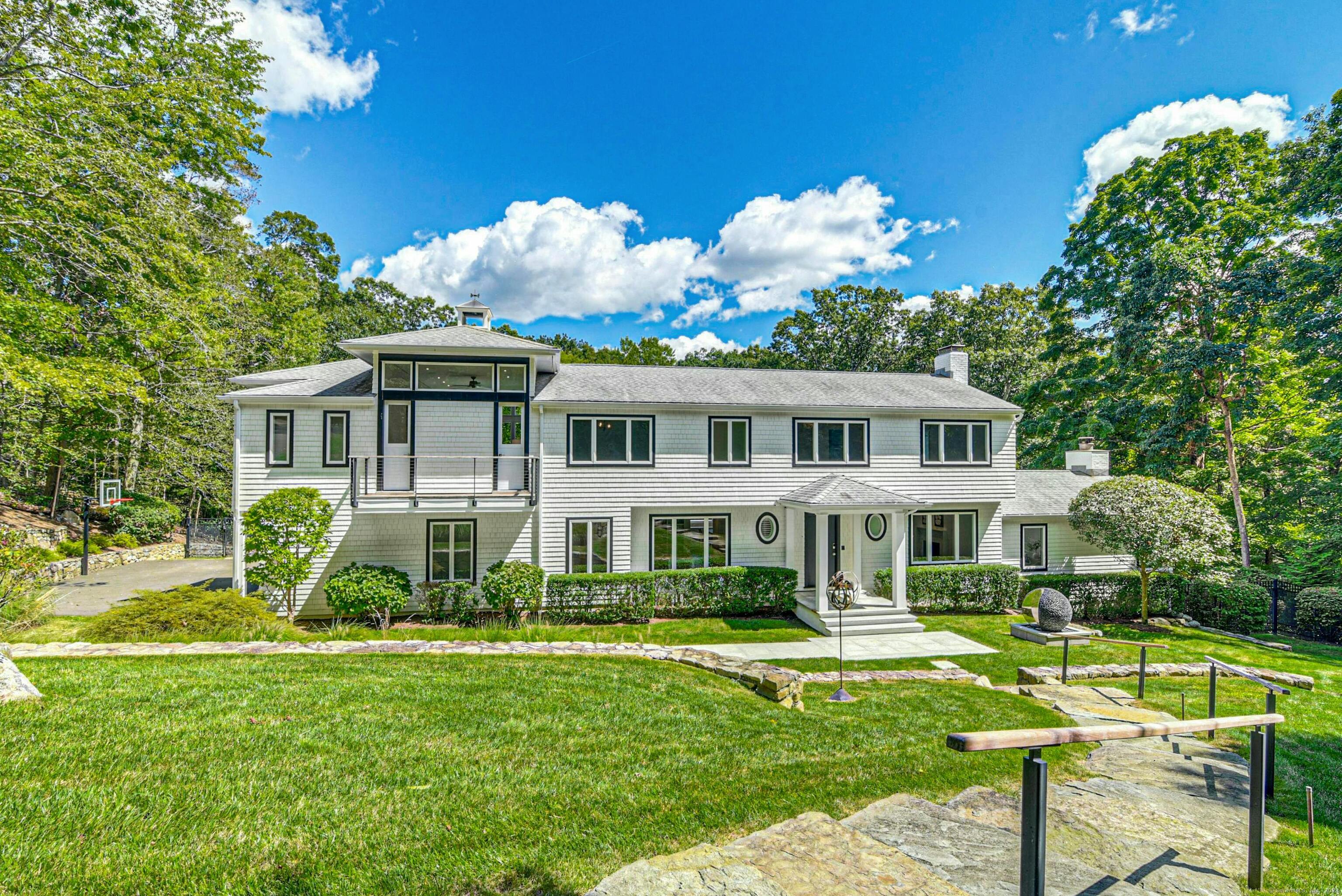 60 Fawn Lane New Canaan CT 06840