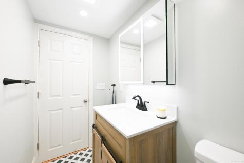 12 Armitage Court Ashford CT 06278