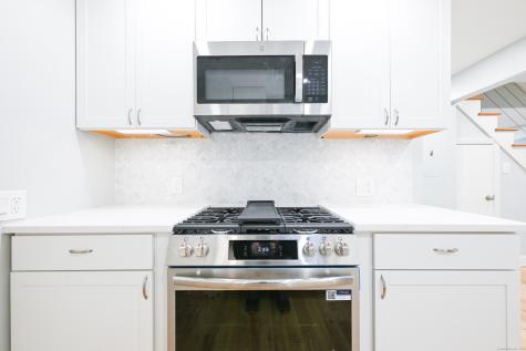 12 Armitage Court Ashford CT 06278