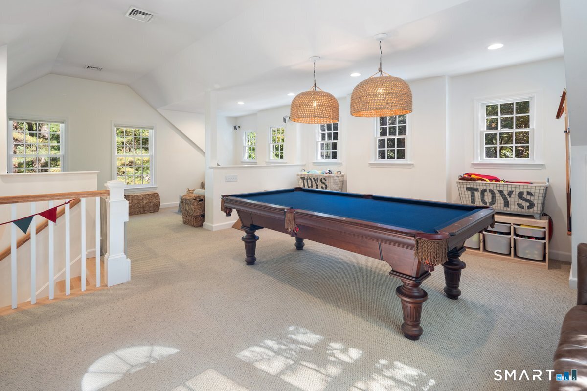 8 Spicewood Lane Wilton CT 06897