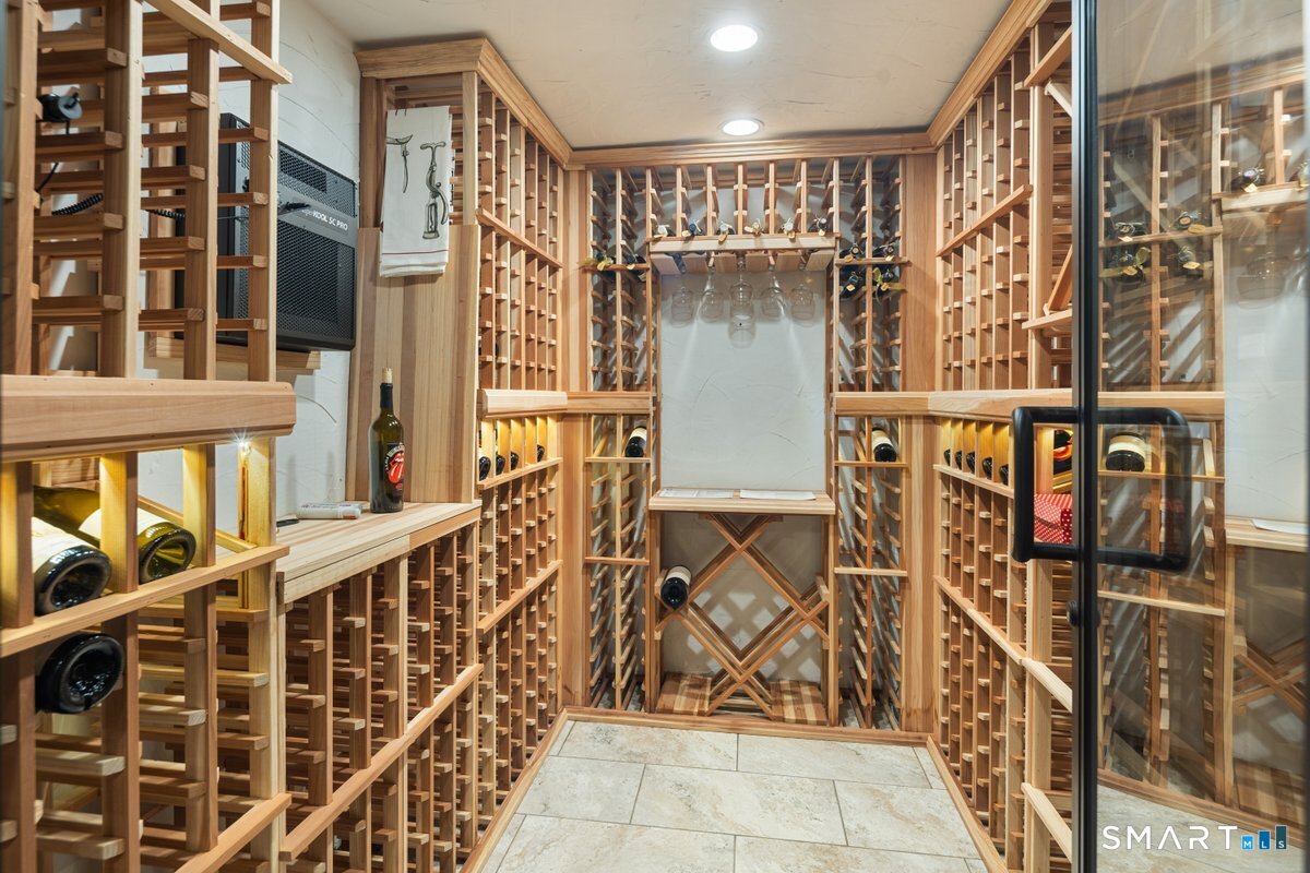 8 Spicewood Lane Wilton CT 06897