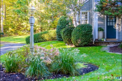 8 Spicewood Lane Wilton CT 06897