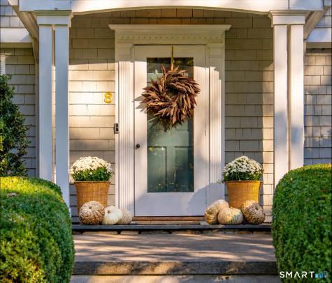 8 Spicewood Lane Wilton CT 06897