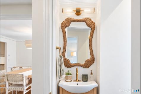 8 Spicewood Lane Wilton CT 06897