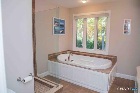 87 Fieldstone Run Farmington CT 06032