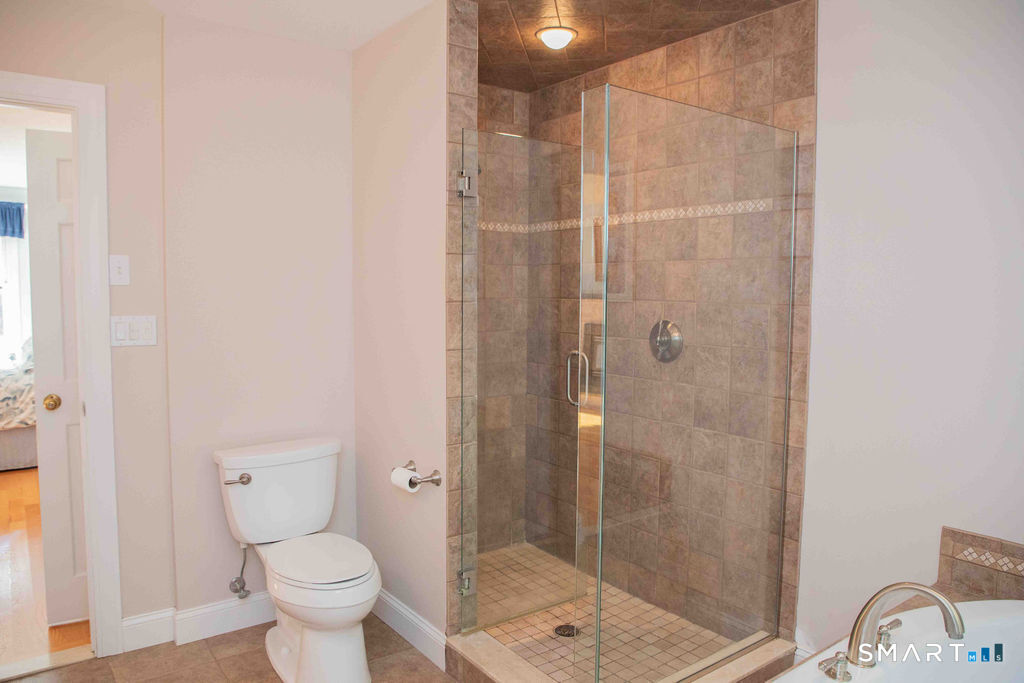 87 Fieldstone Run Farmington CT 06032