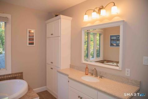 87 Fieldstone Run Farmington CT 06032