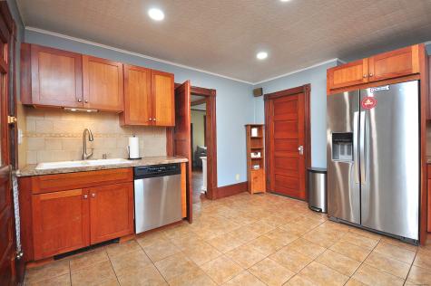 1002 Poquonock Avenue Windsor CT 06095