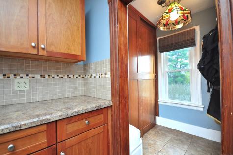 1002 Poquonock Avenue Windsor CT 06095