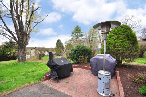 1002 Poquonock Avenue Windsor CT 06095