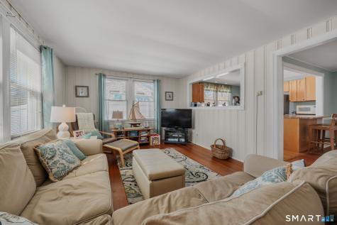 8 Biscayne Boulevard Old Lyme CT 06371