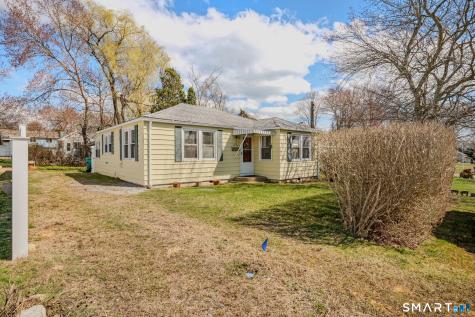 8 Biscayne Boulevard Old Lyme CT 06371