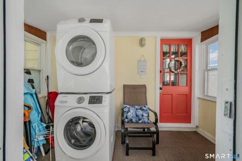 8 Biscayne Boulevard Old Lyme CT 06371