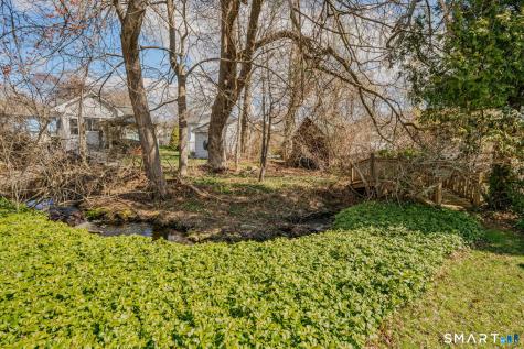 8 Biscayne Boulevard Old Lyme CT 06371
