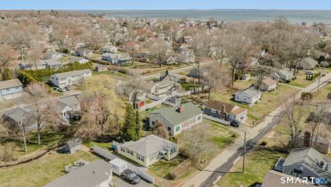 8 Biscayne Boulevard Old Lyme CT 06371