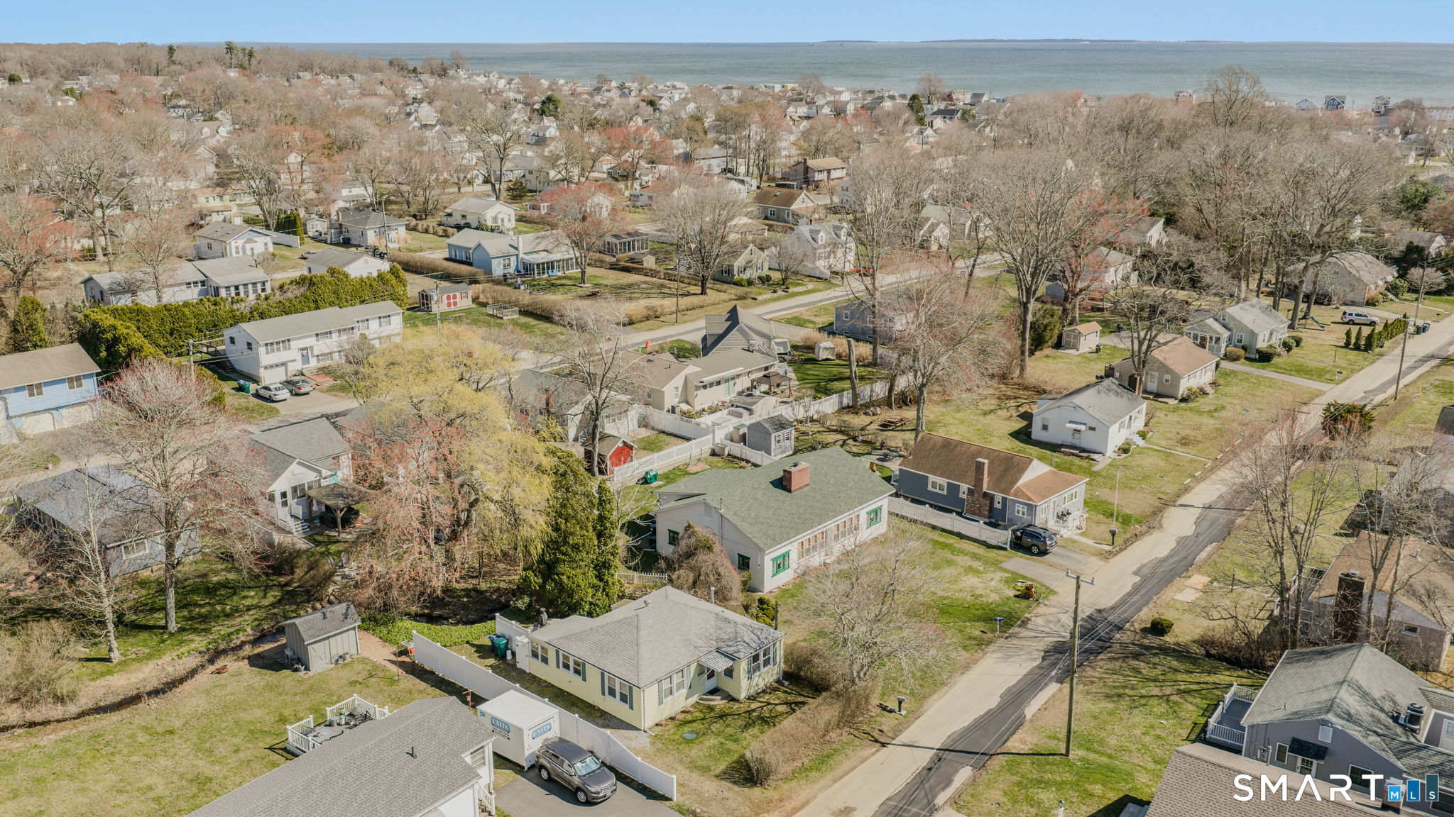 8 Biscayne Boulevard Old Lyme CT 06371
