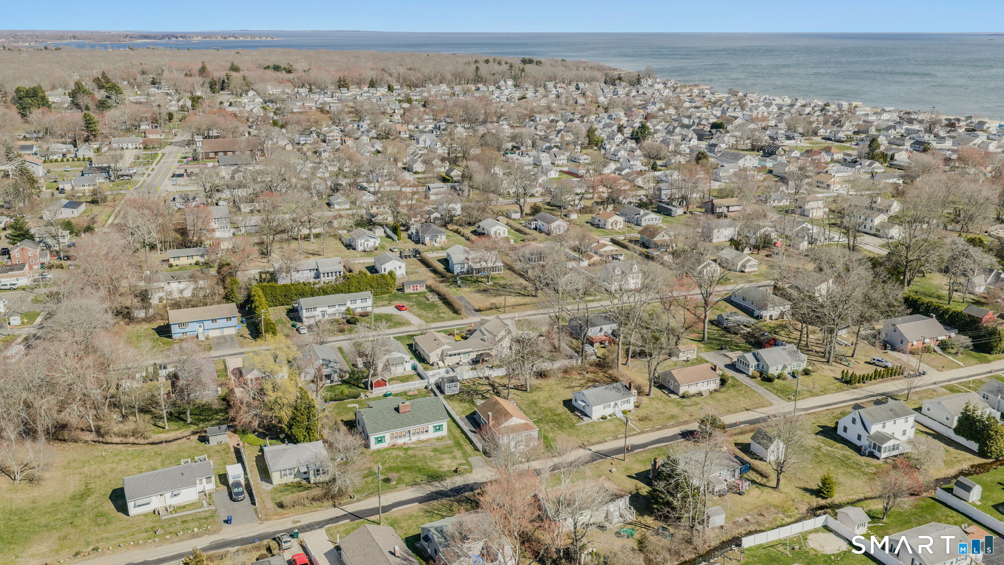 8 Biscayne Boulevard Old Lyme CT 06371