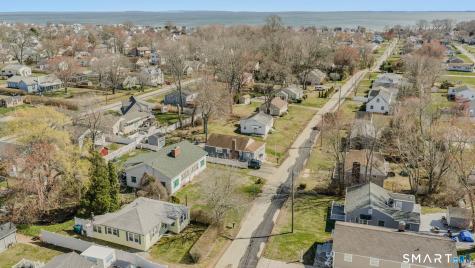 8 Biscayne Boulevard Old Lyme CT 06371