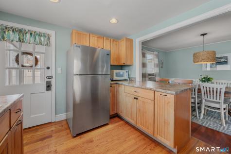 8 Biscayne Boulevard Old Lyme CT 06371