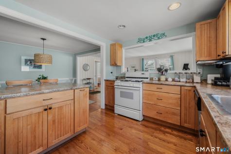 8 Biscayne Boulevard Old Lyme CT 06371