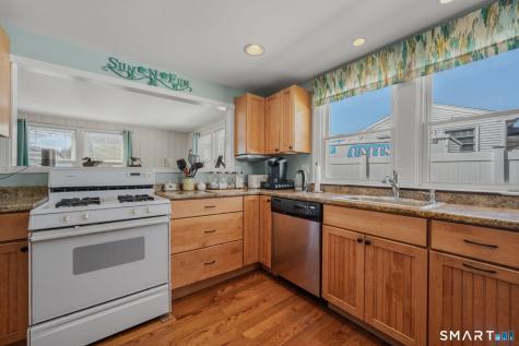 8 Biscayne Boulevard Old Lyme CT 06371