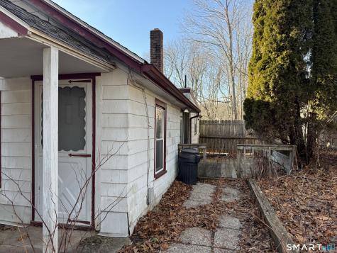 28 Pleasant Avenue East Haven CT 06512