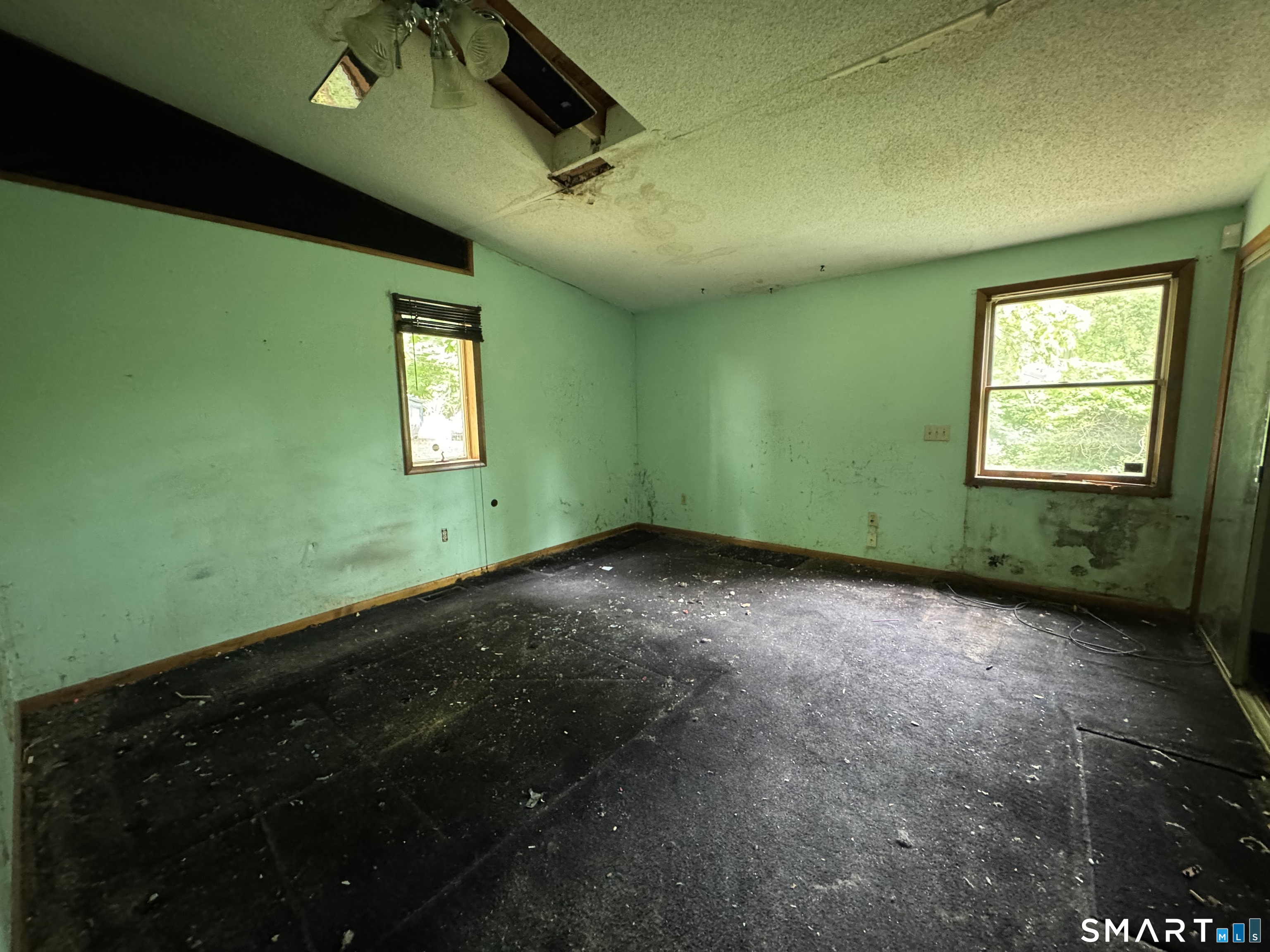 28 Pleasant Avenue East Haven CT 06512