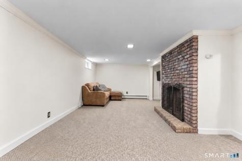 25 Karen Drive Portland CT 06480