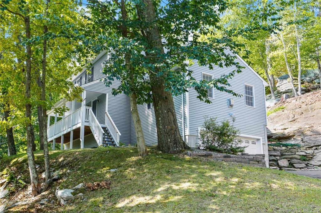 54 Newgate Road Oxford CT 06478