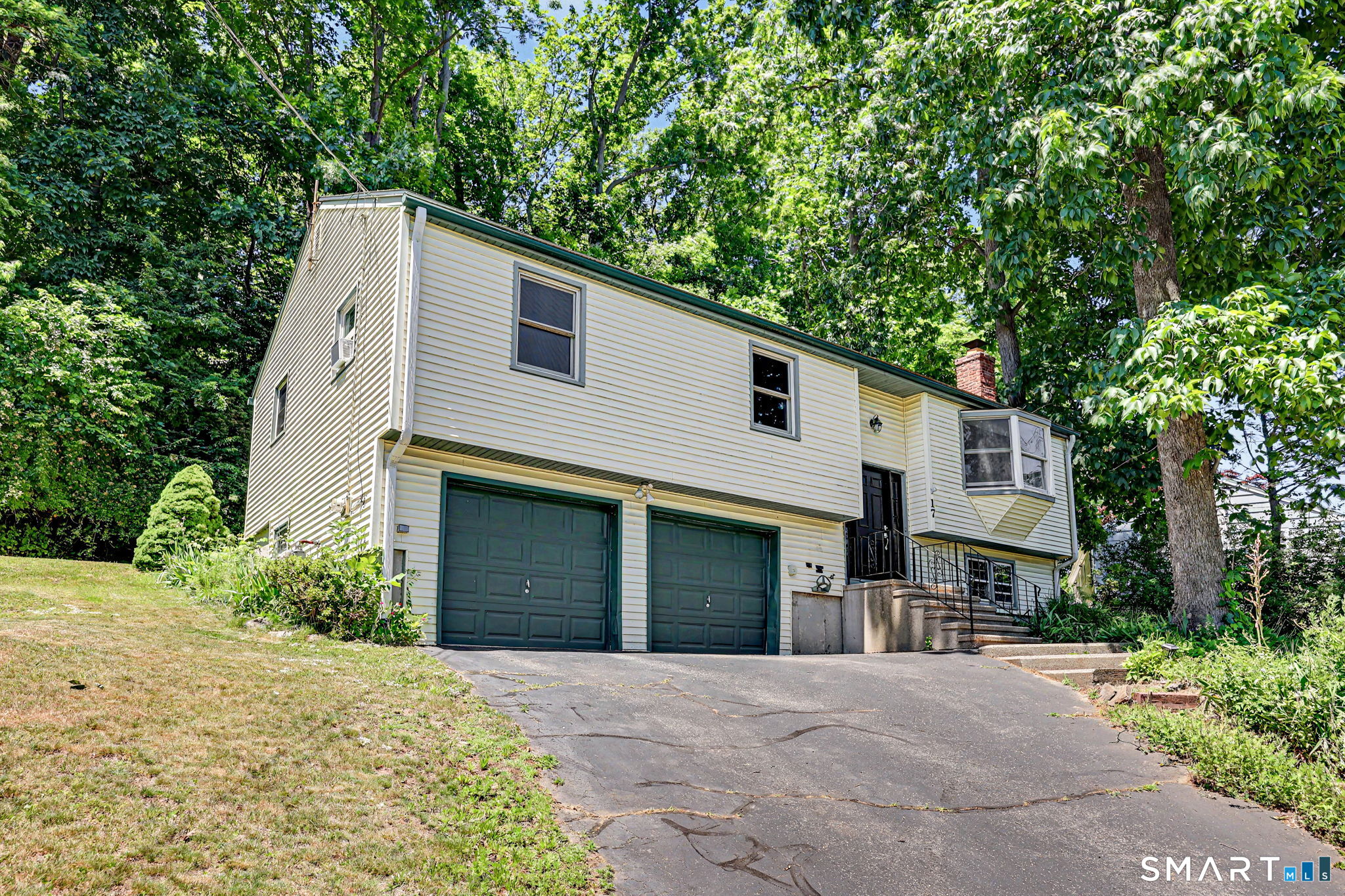 17 Fowler Terrace Milford CT 06460