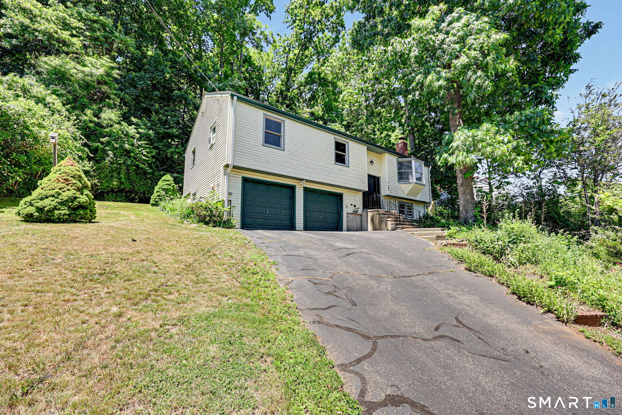 17 Fowler Terrace Milford CT 06460