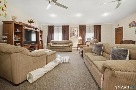 25 Oneil Road Oxford CT 06478