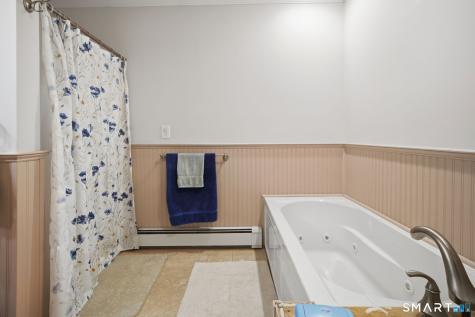 25 Oneil Road Oxford CT 06478