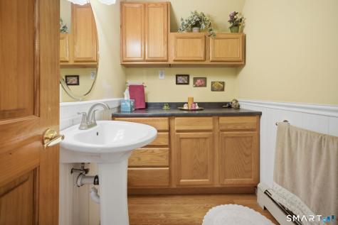 25 Oneil Road Oxford CT 06478