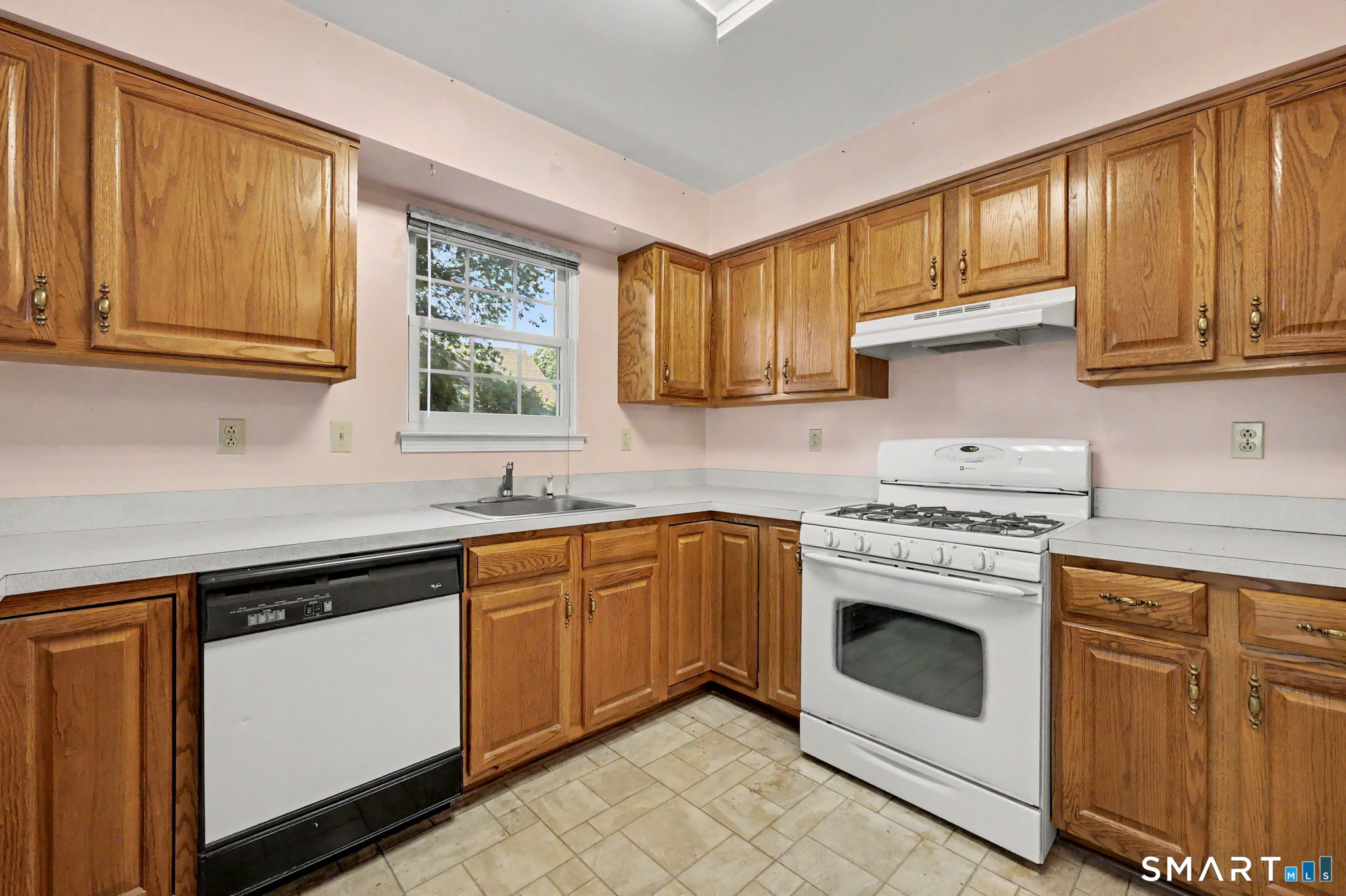 52 Oak Ridge Lane Milford CT 06461
