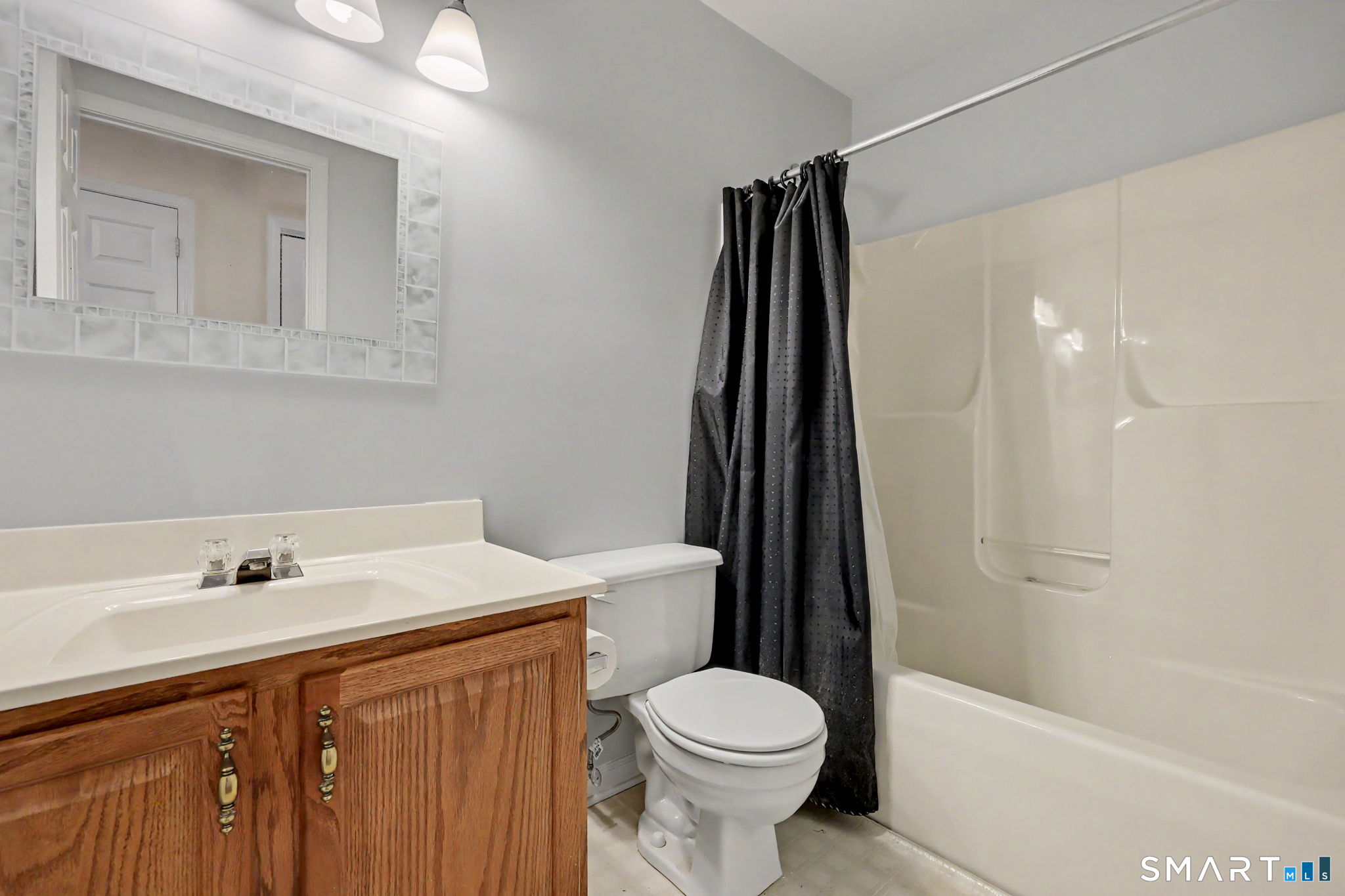 52 Oak Ridge Lane Milford CT 06461