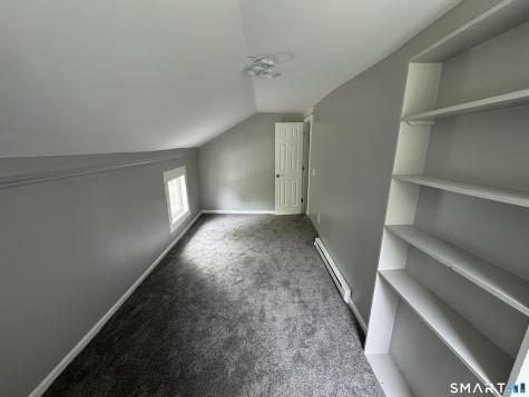 10 Center Street Windsor Locks CT 06096