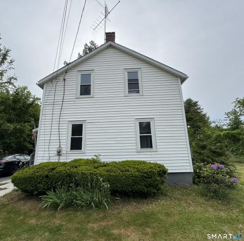 10 Center Street Windsor Locks CT 06096