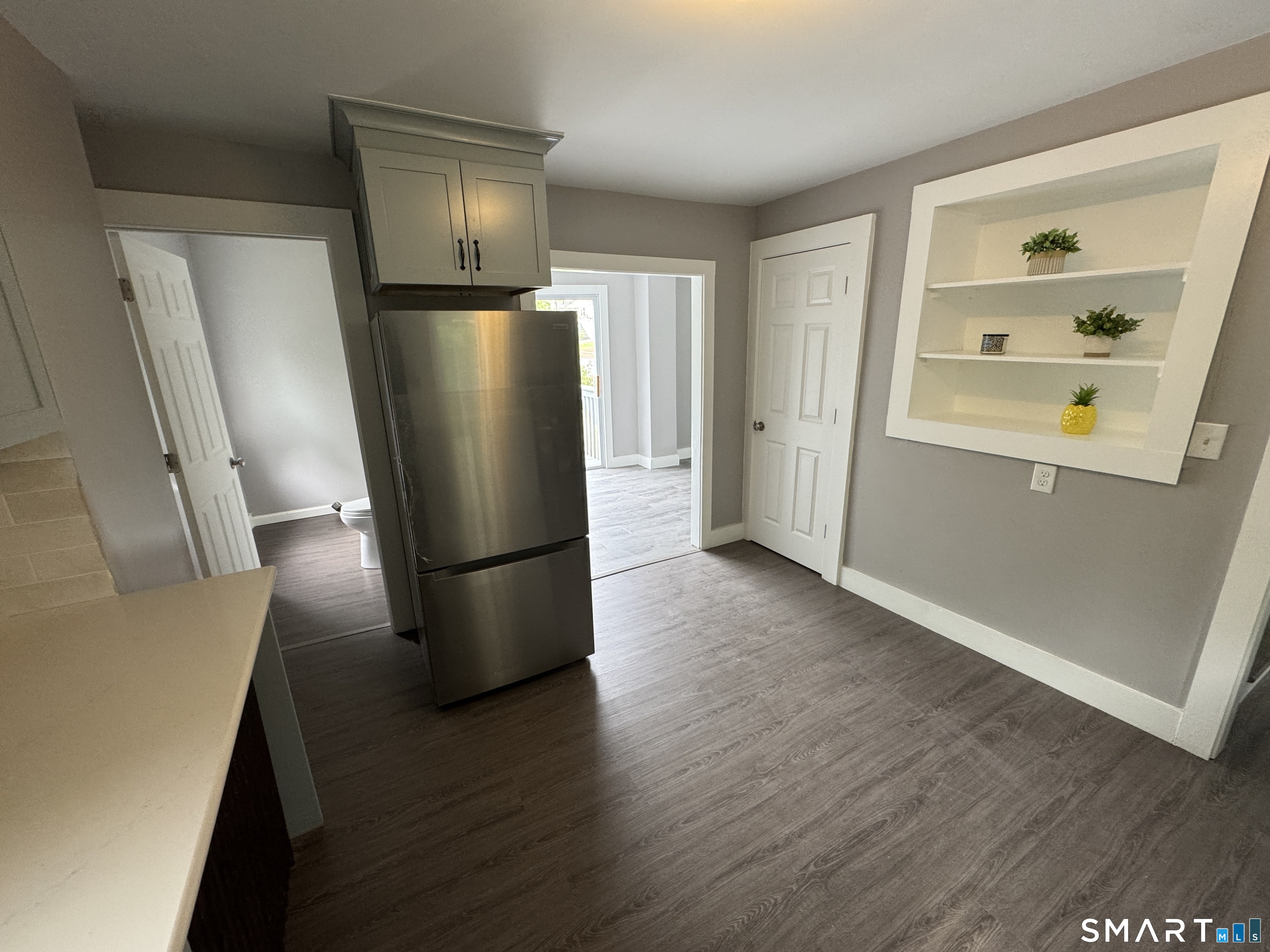 10 Center Street Windsor Locks CT 06096