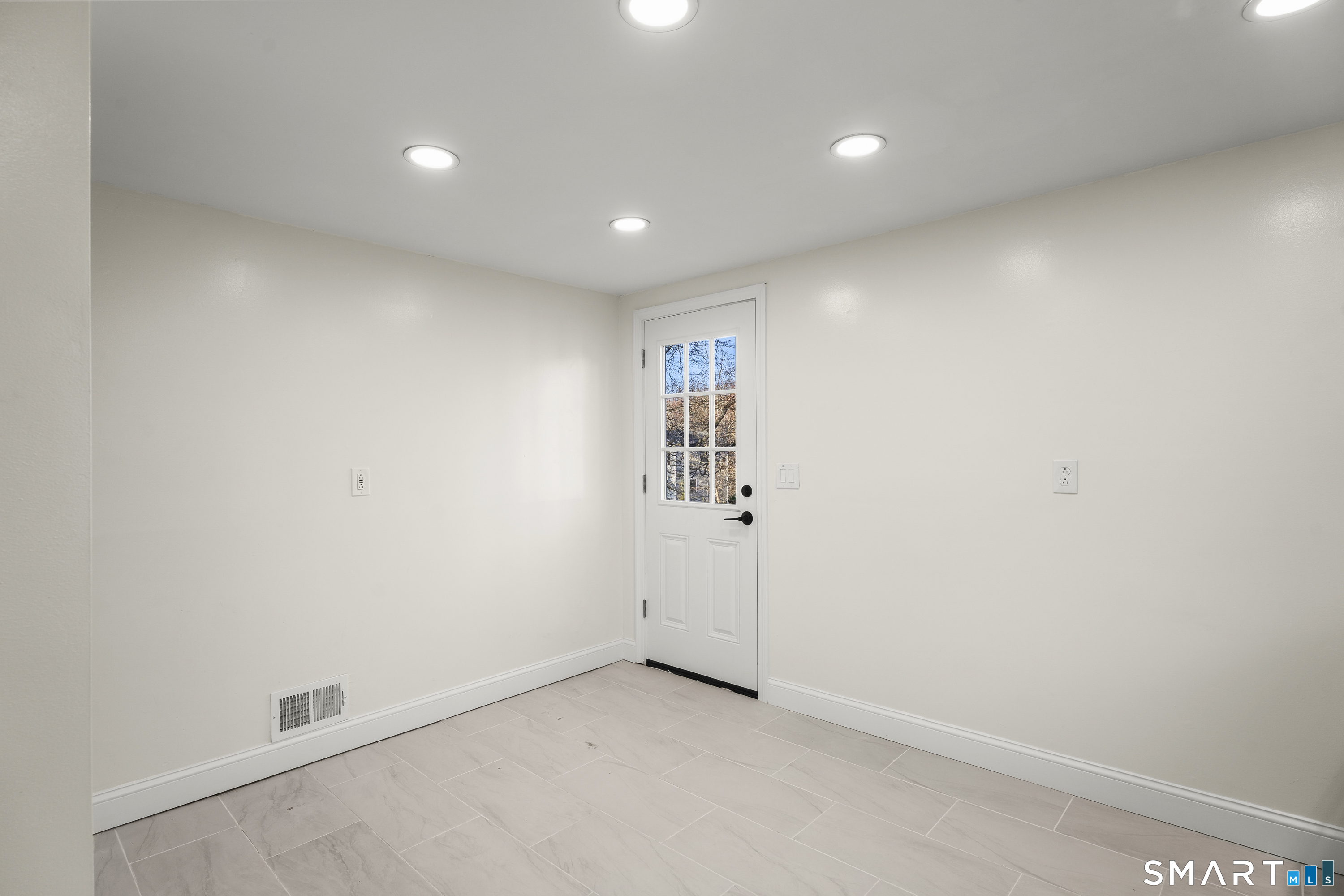 2 Burr Hill Terrace North Branford CT 06471